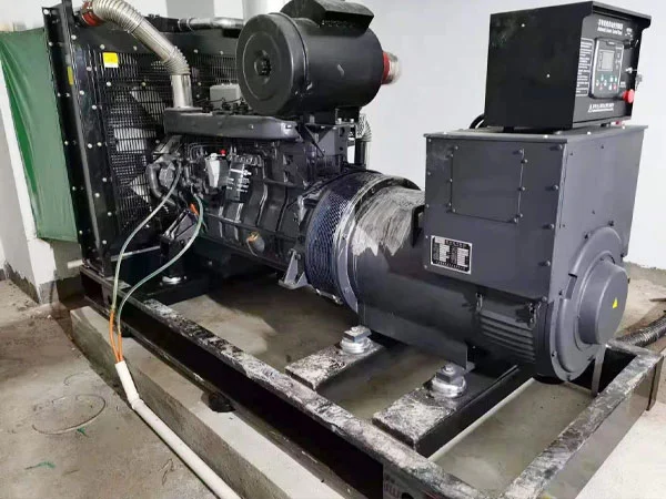 800kWディーゼルジェネレーターは、シャットダウン後に検査を設定します